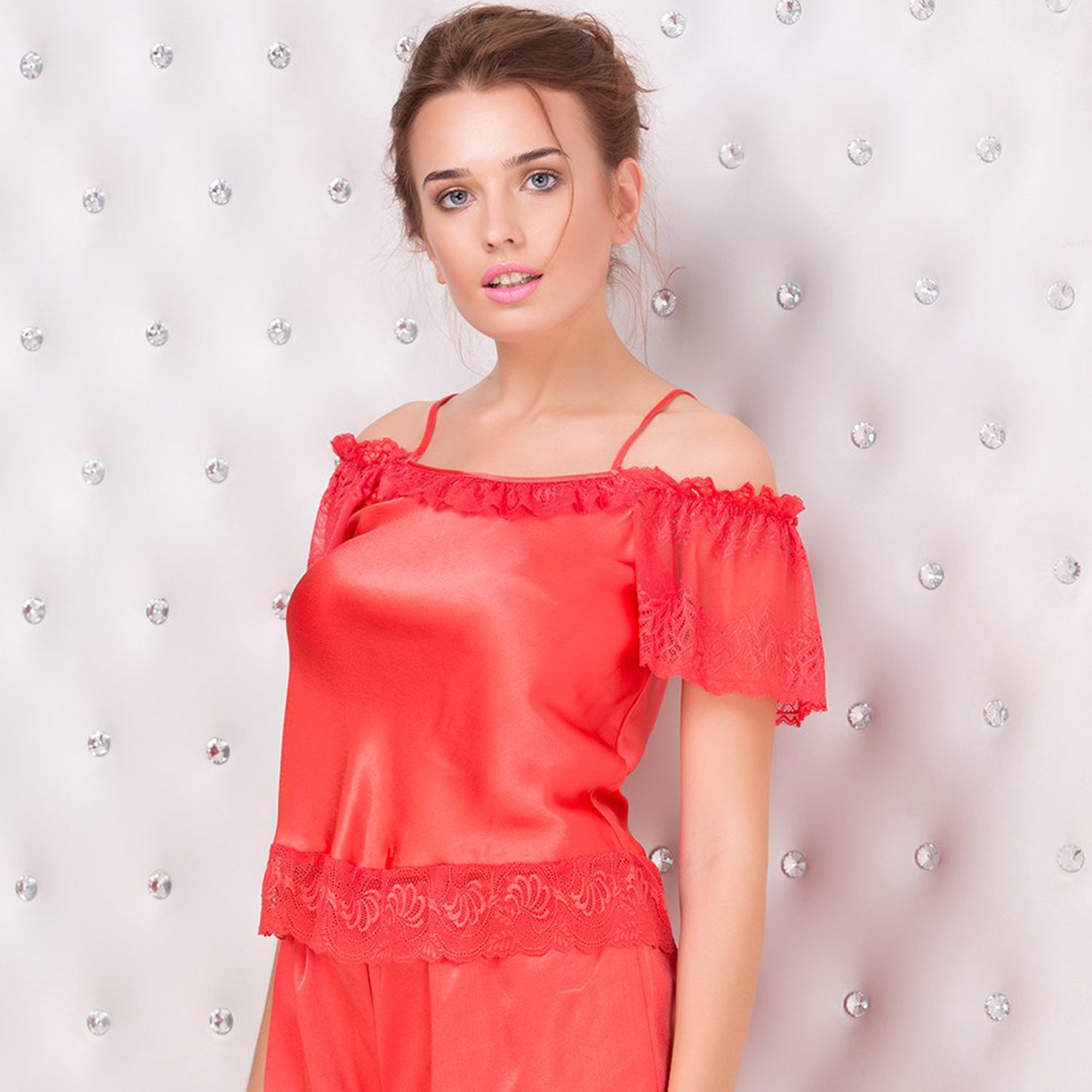 Seductive off shoulder flirty cami & shorts night-suit Private Lives